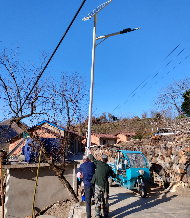 安徽宣城寧國市南極鄉(xiāng)龍川村路燈亮化暖民心---豐朗光電